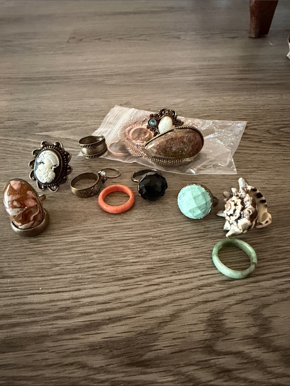 Assorted Vintage-Style Rings in Earthy Tones
